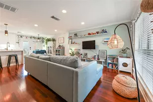 1004 Ruthven St, Houston, TX 77019 - Photo 2