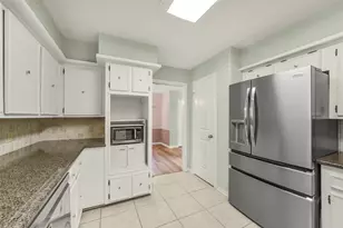 8343 Waynemer Way, Houston, TX 77040 - Photo 14