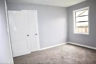 5122 Higgins St, Houston, TX 77033 - Photo 6