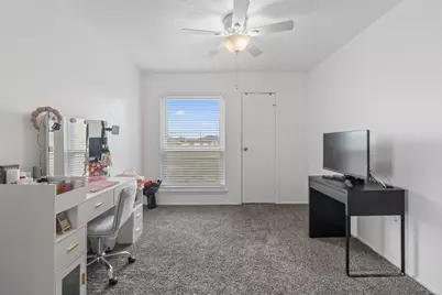 7600 Emmett F Lowry Expressway #1102, Texas City, TX 77591 - Photo 18