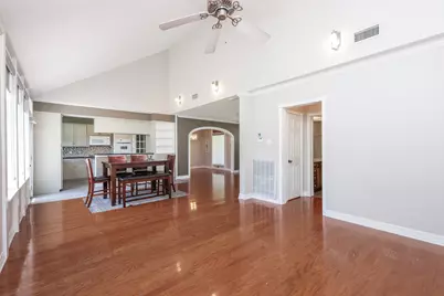 531 W 33rd Street, Houston, TX 77018 - Photo 8