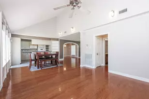 531 W 33rd St, Houston, TX 77018 - Photo 8