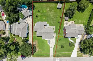 531 W 33rd St, Houston, TX 77018 - Photo 2