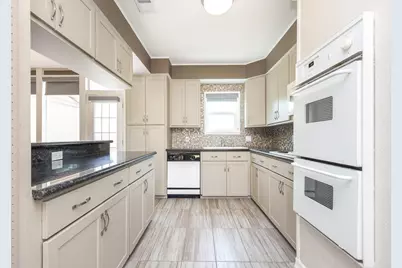 531 W 33rd Street, Houston, TX 77018 - Photo 10