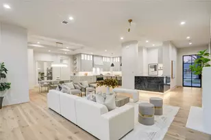 8935 Pado St, Houston, TX 77055 - Photo 10