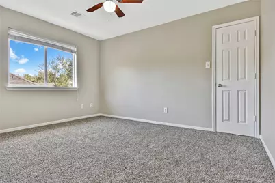5601 Savannah Woods Lane, Rosharon, TX 77583 - Photo 12