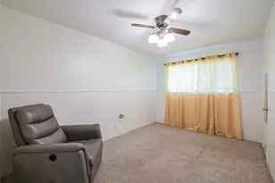 129 Cannon St, Clute, TX 77531 - Photo 22