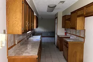 116 June Ct, Richwood, TX 77531 - Photo 2