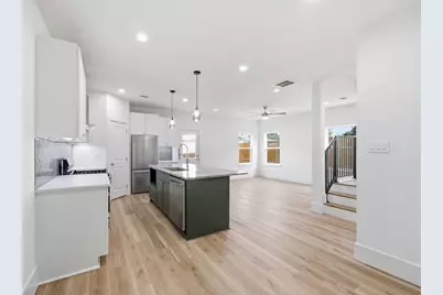 6511 Narcissus Street #B, Houston, TX 77087 - Photo 12