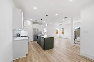 6511 Narcissus St, Houston, TX 77087 - Photo 12