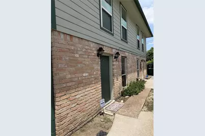 1116 Murrayhill Drive #8, Houston, TX 77043 - Photo 1