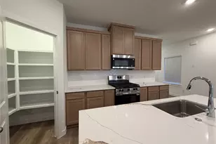 2619 McHenry Lndg Ln, Houston, TX 77051 - Photo 6
