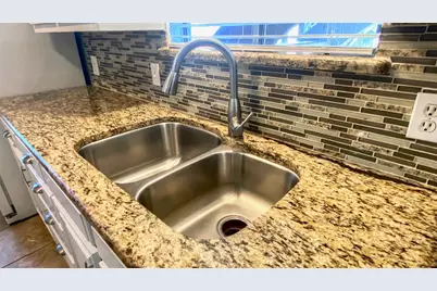 1029 Parkview Drive #F34, Canyon Lake, TX 78133 - Photo 8