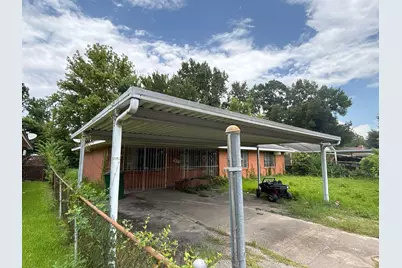 5817 Langley Road, Houston, TX 77016 - Photo 2