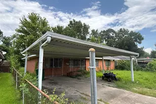 5817 Langley Rd, Houston, TX 77016 - Photo 2