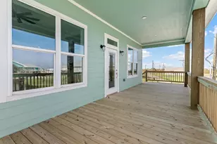 971 Tidelands, Crystal Beach, TX 77650 - Photo 14