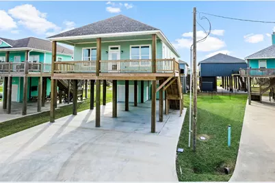 971 Tidelands, Crystal Beach, TX 77650 - Photo 6