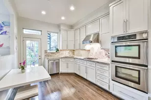 4736 Post Oak Timber Dr, Houston, TX 77056 - Photo 8