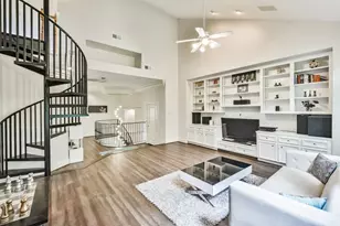 4736 Post Oak Timber Dr, Houston, TX 77056 - Photo 32