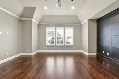 10933 Upland Park, Houston, TX 77043 - Photo 36