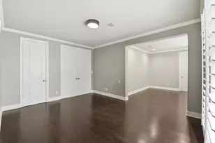 10933 Upland Park, Houston, TX 77043 - Photo 12