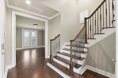 10933 Upland Park, Houston, TX 77043 - Photo 16