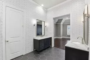 10933 Upland Park, Houston, TX 77043 - Photo 10