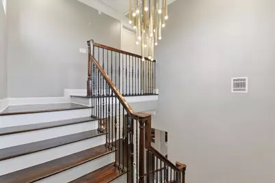 10933 Upland Park, Houston, TX 77043 - Photo 32