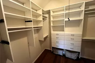 30 S Rambling Ridge Pl, Conroe, TX 77385 - Photo 10