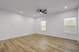 6047 Beekman Rd, Houston, TX 77021 - Photo 6