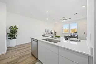 5930 Manning Oaks St, Houston, TX 77091 - Photo 12