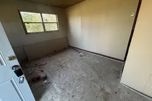 3048 Boards Ferry Rd, Marshall, TX 75672 - Photo 6