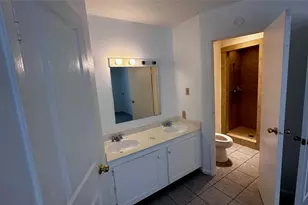 9090 S Braeswood Blvd, Houston, TX 77074 - Photo 20