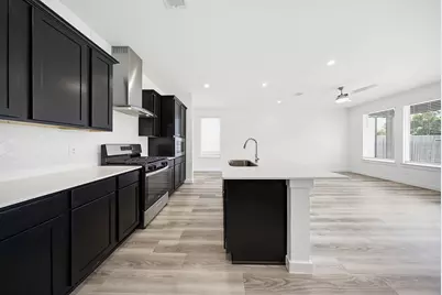 12331 Basilwood Drive, Houston, TX 77047 - Photo 4