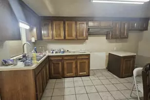 3622 Moore St, Houston, TX 77009 - Photo 4