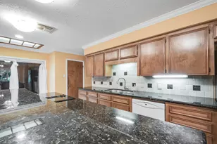2031 Aloft Ct, Crosby, TX 77532 - Photo 12