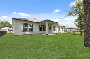 469 Shoreview Dr, Conroe, TX 77303 - Photo 32