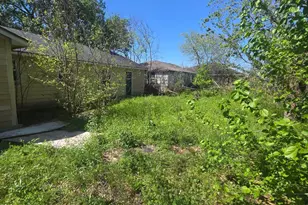 10013 Fairland Dr, Houston, TX 77051 - Photo 12