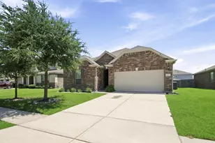 20512 Pembridge Grn Dr, Porter, TX 77365 - Photo 2