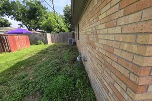 1 Linda Ln, West Columbia, TX 77486 - Photo 18