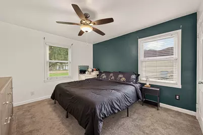 10914 La Crosse Street, Jacinto City, TX 77029 - Photo 10