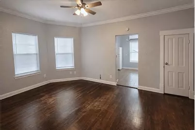 511 W Cleveland St #2, Alvin, TX 77511 - Photo 4