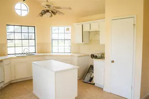 1169 Lago Vista St, San Marcos, TX 78666 - Photo 14