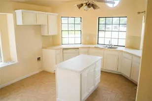 1169 Lago Vista St, San Marcos, TX 78666 - Photo 36