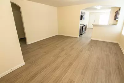 965 Misty Run Court, La Marque, TX 77568 - Photo 6