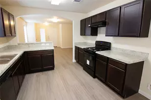 965 Misty Run Ct, La Marque, TX 77568 - Photo 2