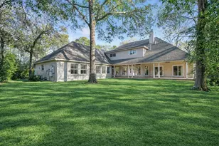 5 Briarwood Dr E, Conroe, TX 77301 - Photo 6