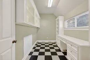 5 Briarwood Dr E, Conroe, TX 77301 - Photo 36