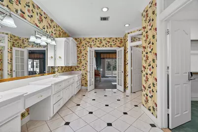 5 Briarwood Drive E, Conroe, TX 77301 - Photo 28
