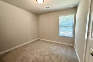 12187 Ridge Top Dr, Conroe, TX 77304 - Photo 12